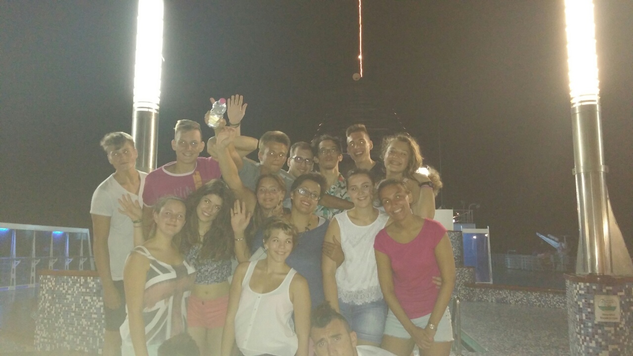 image-e2590b6edcd6017a79838dc59734c30ae4c0cd0f4eb1f106152e4d21d6a66611-V