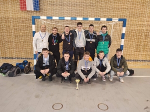 Terzo posto alle regionali di pallamano