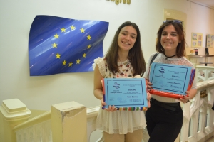 Gaia Banko e Valentina Morožin premiate al concorso "L'Europa a scuola"