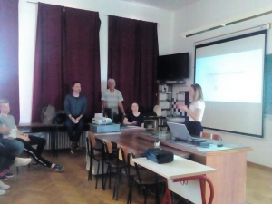 Presentato agli alunni della Scuole medie rovignese il progetto "100% allacciati/100%priključeni"