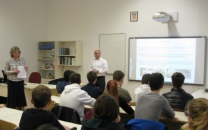 Conferenza sull'uso e abuso delle sostanze stupefacenti