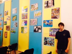 Timi Validžić ritira il premio al concorso "L'Europa a scuola"