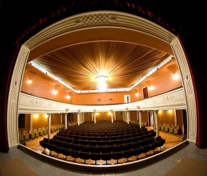 Partecipazione alla rappresentazione teatrale al teatro &bdquo;Antonio Gandusio&ldquo;