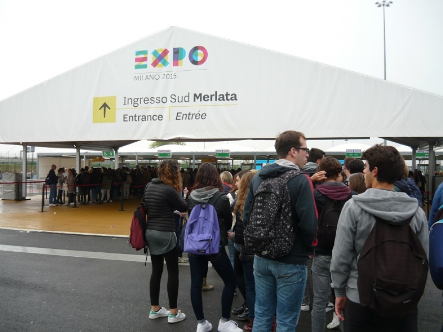 Visita all&#039;Expo per i partecipanti all&#039;interscambio con il Liceo di Bergamo